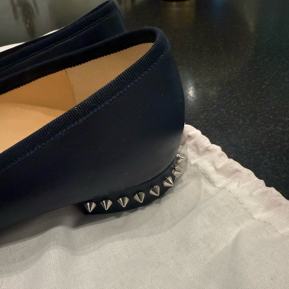 Christian Louboutin Women's Navy Pointed Flats - Picture 4 of 6